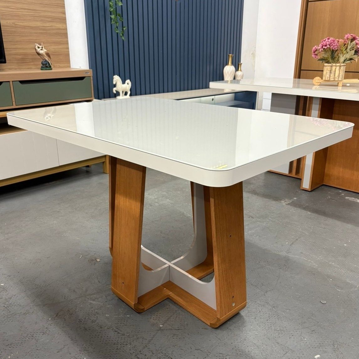 Mesa Sintonia (Tampo Maxi) 170 Amêndoa Clean/Off White - LOPAS