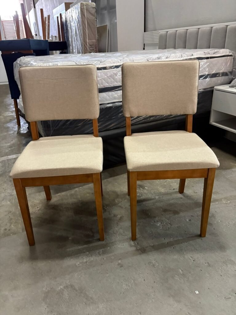 Mesa Salinas 90 Cinamomo/Off White com 4 Cadeiras Pérola Linho Bege – CEL MÓVEIS + DOBUÊ MOVELARIA - Imagem 2