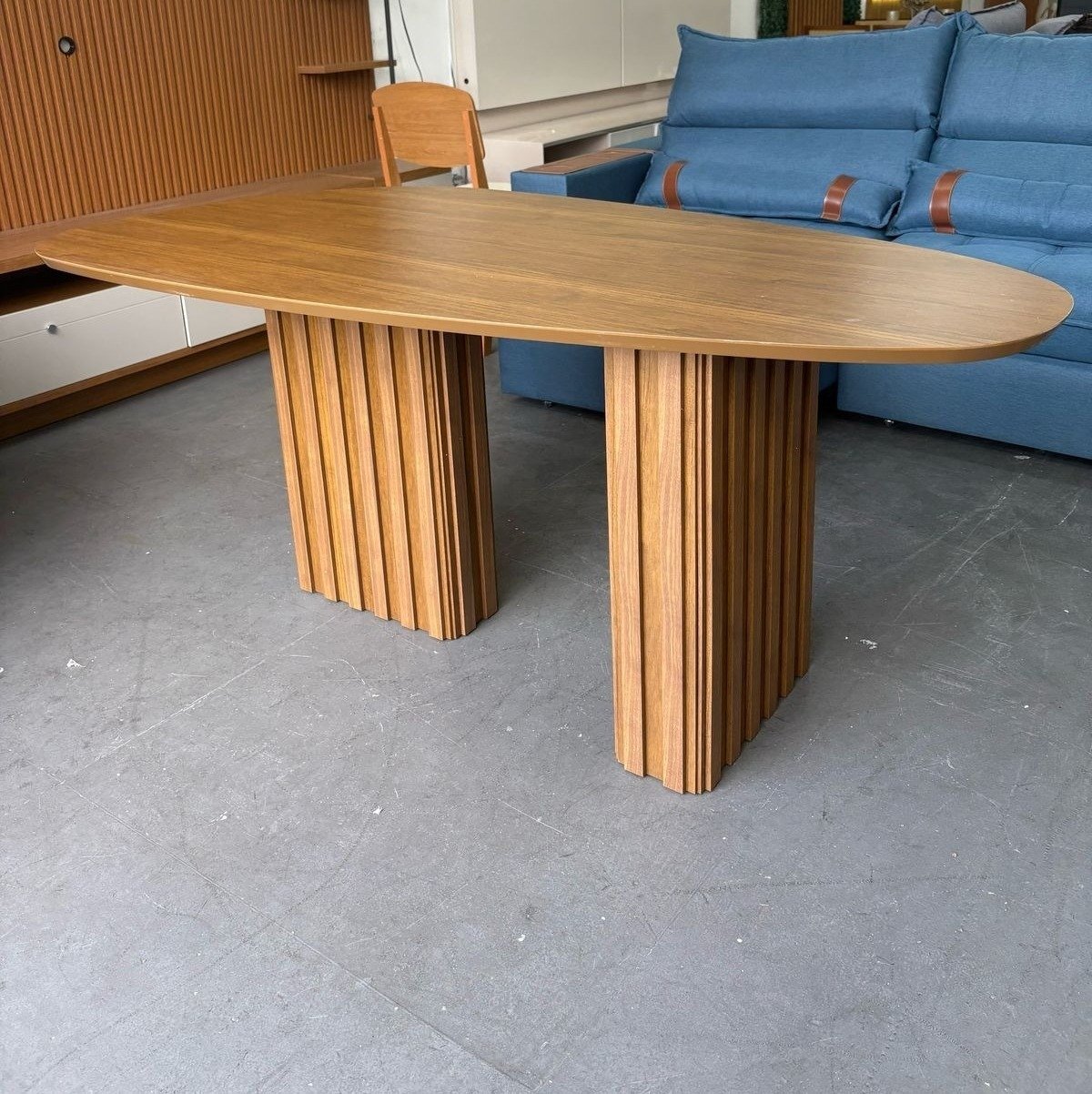 Mesa Isis 180 Freijó com 6 Cadeiras Sophia Linho Cinza Grafite 206 – LEIFER + WM DECOR - Imagem 2
