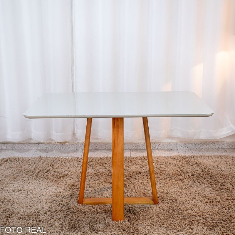 Mesa de Jantar Bali 120×80 Vidro Off/Base Madeira + 4 Cad. Londres Linho Cinza Madeira Minas Plac - Entregue Montada - Imagem 14